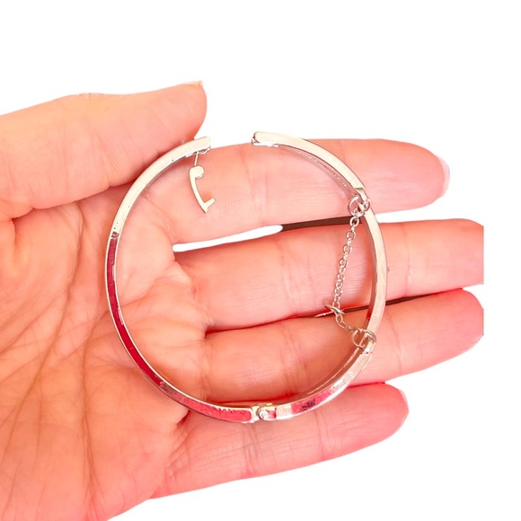 Roman Numeral Rhinestone Bracelet - Picture 9 of 10